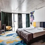 Hotel Optima Collection Mural 3*