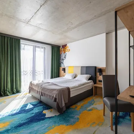 Optima Collection Mural 3*