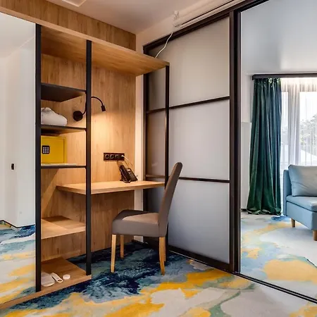 Optima Collection Mural Szálloda Lviv