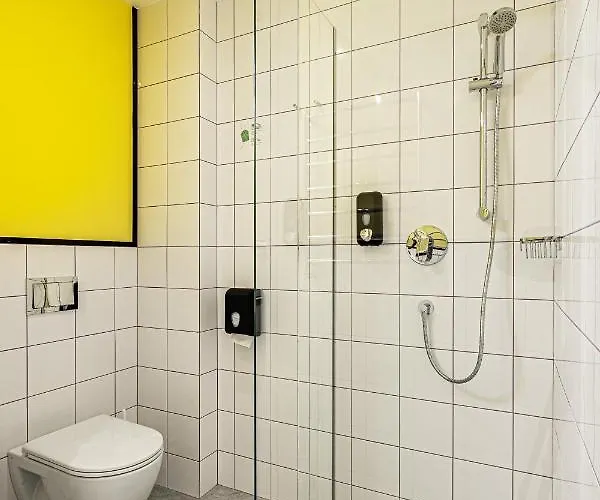 מלון Optima Collection Mural לבוב