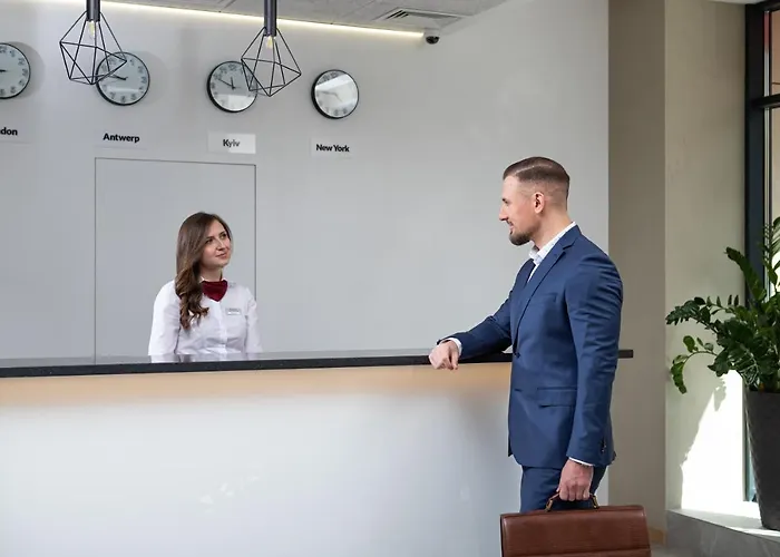 Optima Collection Mural 酒店 3*