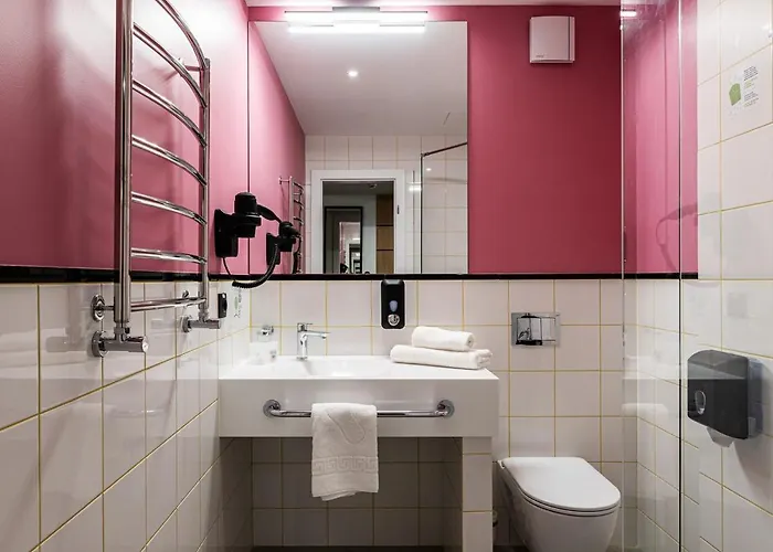 מלון Optima Collection Mural 3*