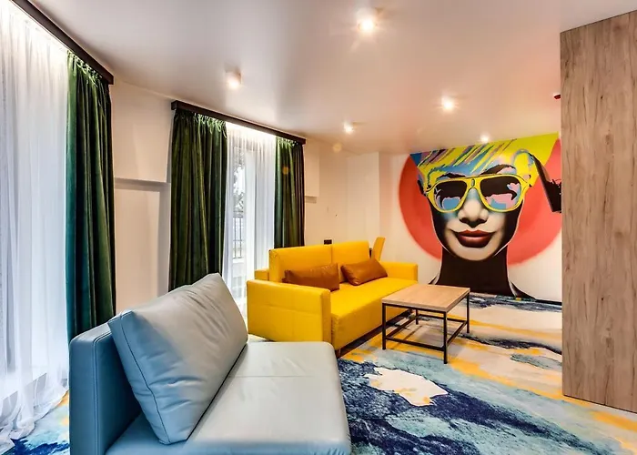 מלון Optima Collection Mural לבוב