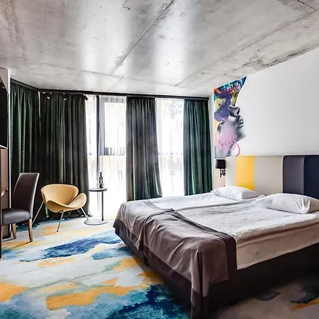 Hotel Optima Collection Mural 3*