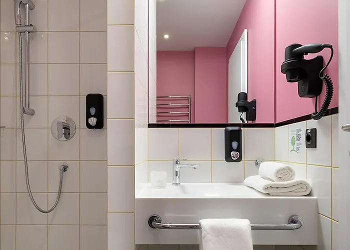 Hotel Optima Collection Mural 3*