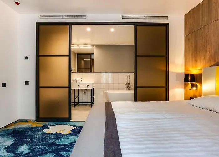 Optima Collection Mural 3* Львов